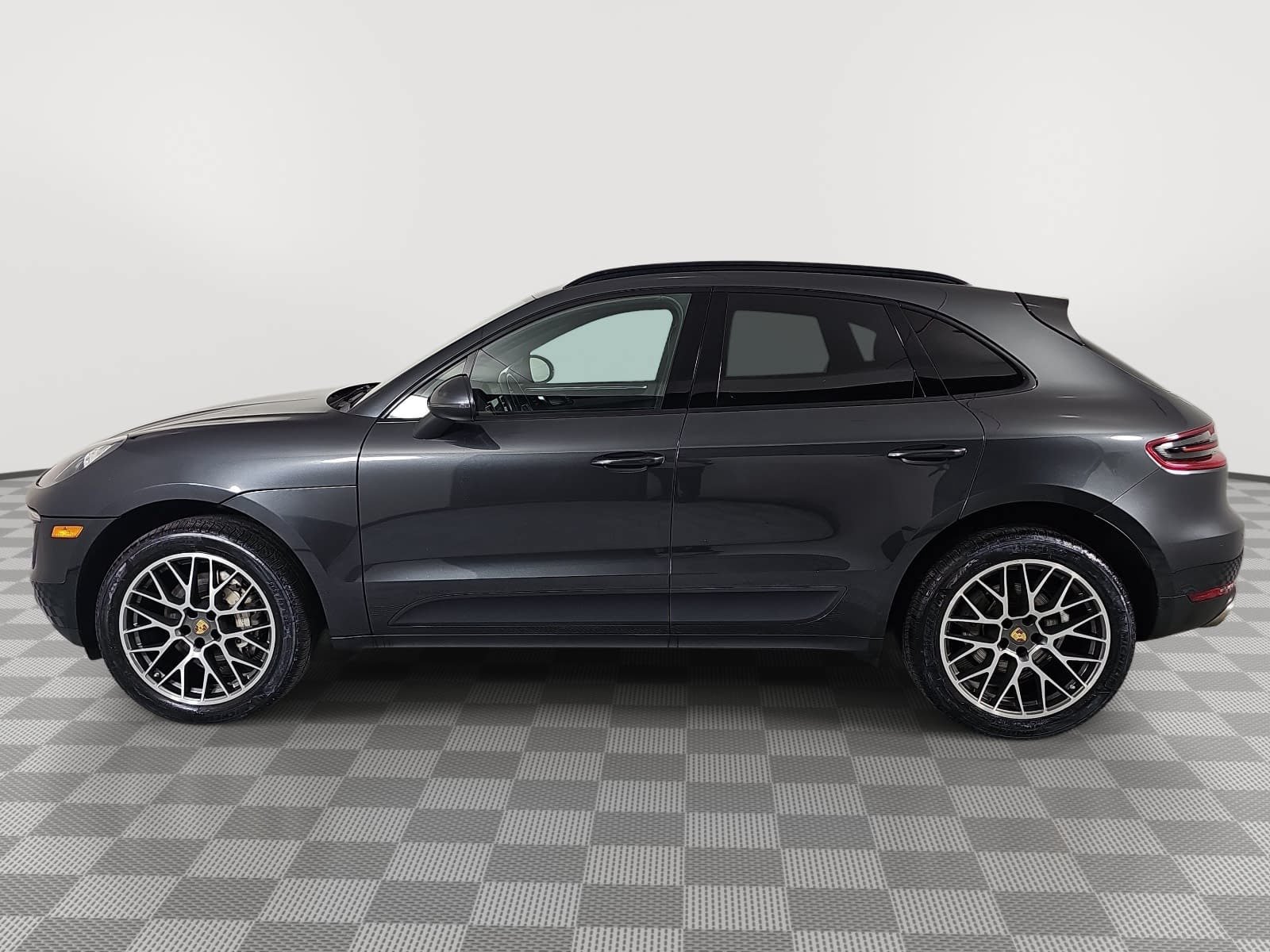 Used 2018 Porsche Macan S AWD/4WD image 5