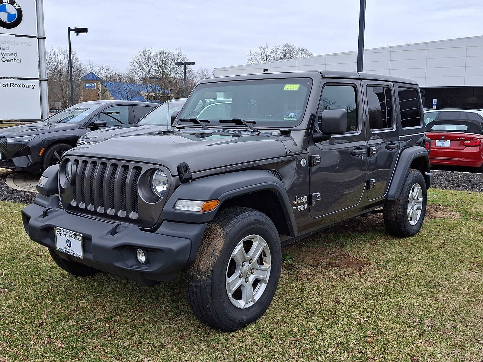 Used 2018 Jeep Wrangler Unlimited Sport S image 3