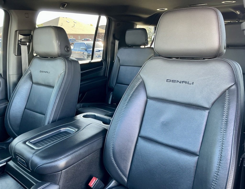 Used 2021 GMC Yukon XL Denali image 39