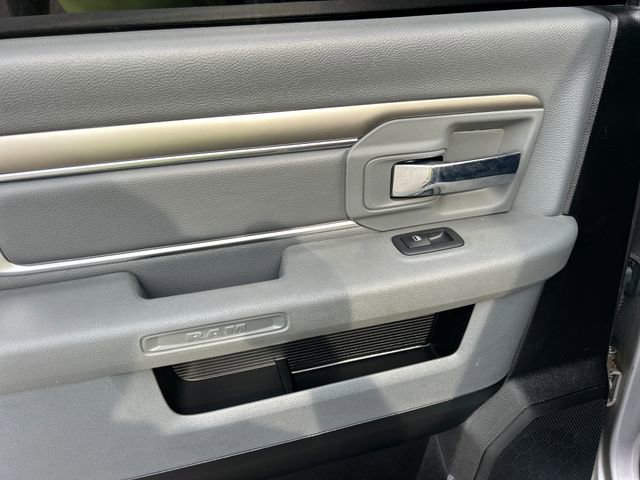 Used 2019 RAM 1500 Classic Warlock image 46