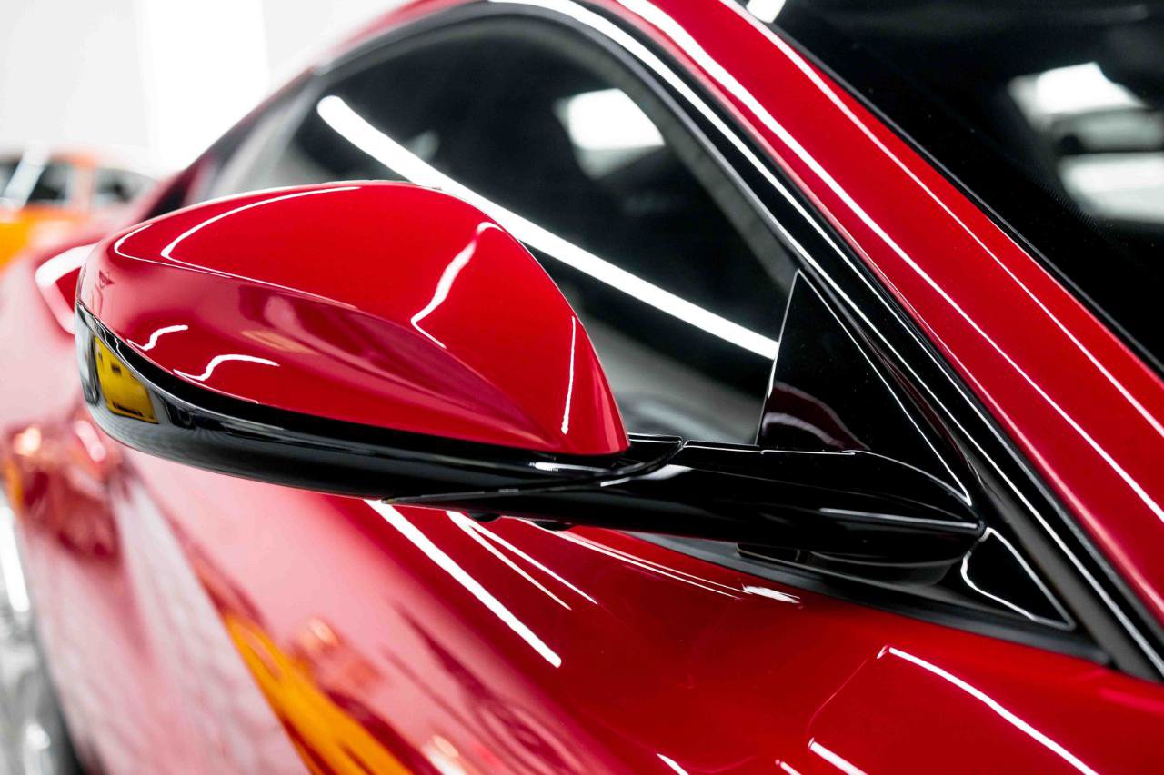 Used 2018 Ferrari 812 Superfast RWD image 25