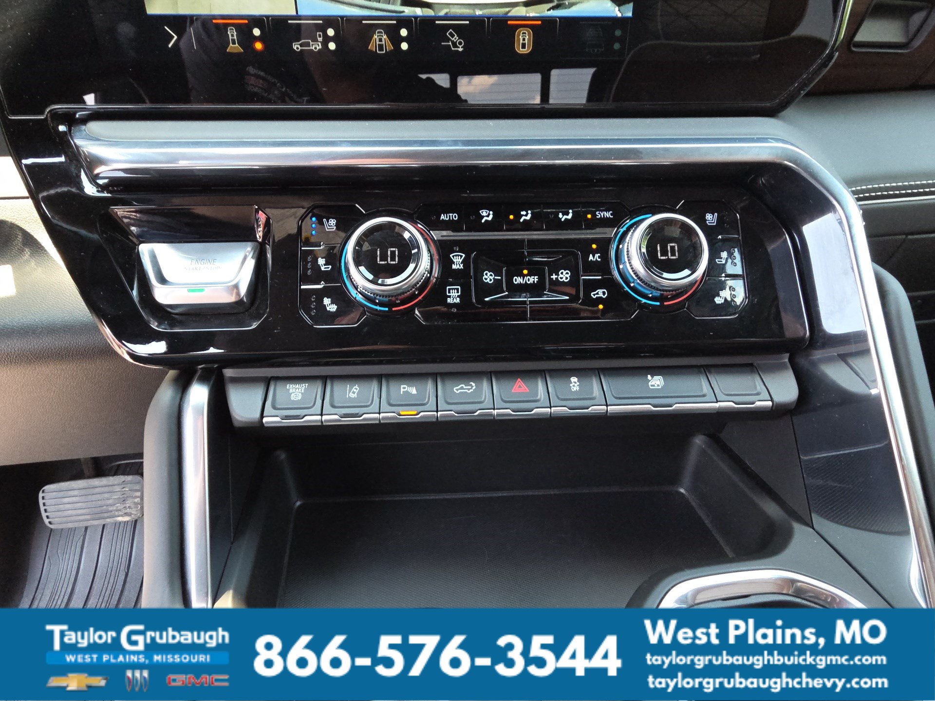 Used 2026 GMC Sierra 3500 Denali Ultimate AWD/4WD image 26