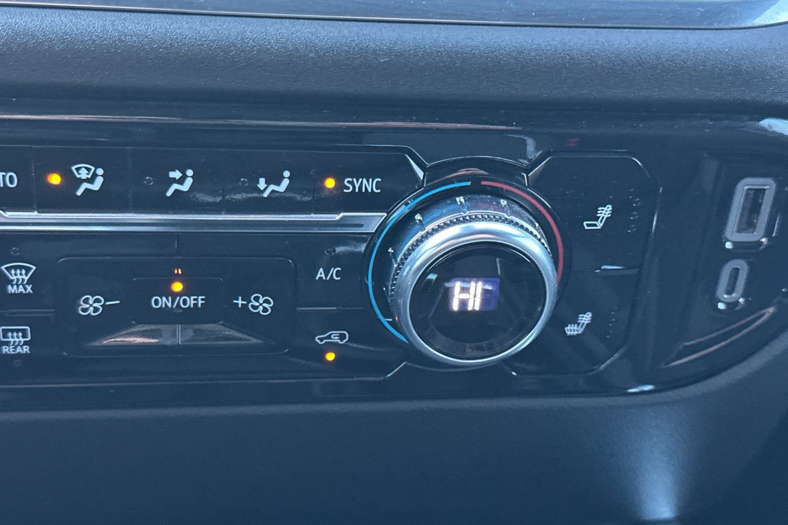 Used 2025 GMC Sierra 1500 Elevation w/ X31 Off-Road Package image 30