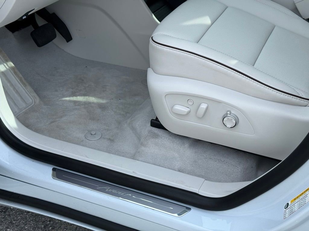 New 2026 Buick Enclave Avenir w/ Super Cruise Package FWD image 18