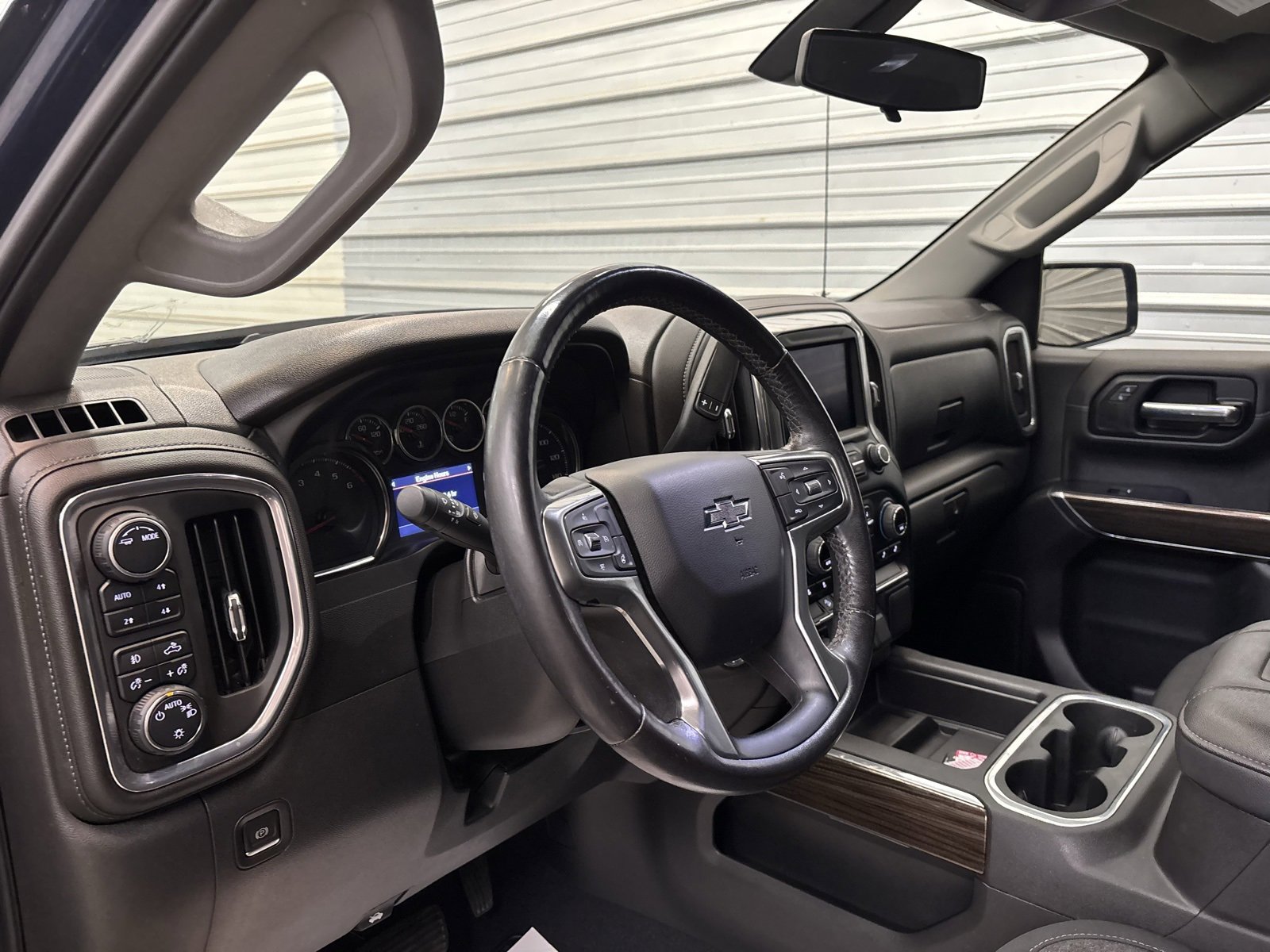 Used 2021 Chevrolet Silverado 1500 LT Trail Boss w/ Bed Protection Package image 10