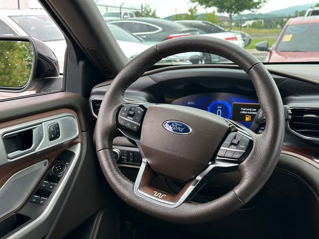 Used 2023 Ford Explorer King Ranch w/ Technology Package AWD/4WD image 18