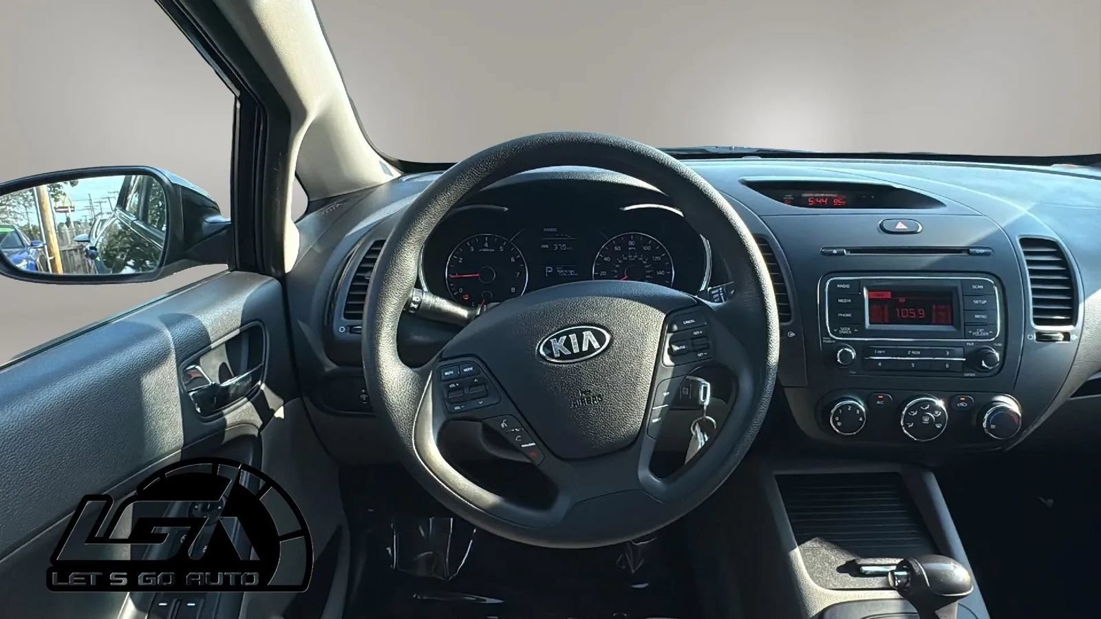 Used 2015 Kia Forte LX w/ Popular Package FWD image 10