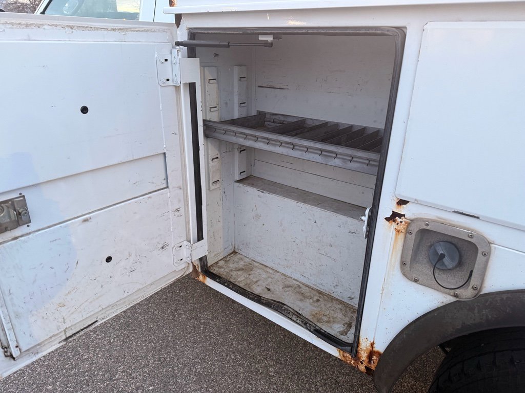 Used 2015 RAM 2500 SLT w/ Luxury Group image 13