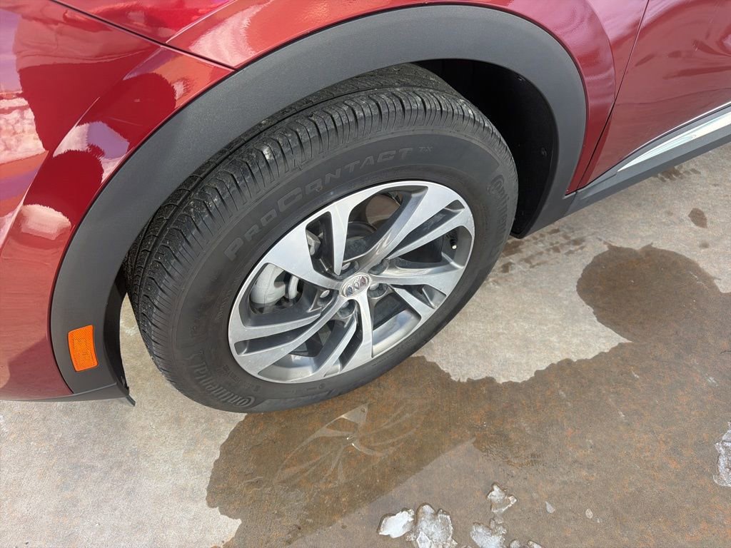 Used 2023 Buick Envision Essence FWD image 30
