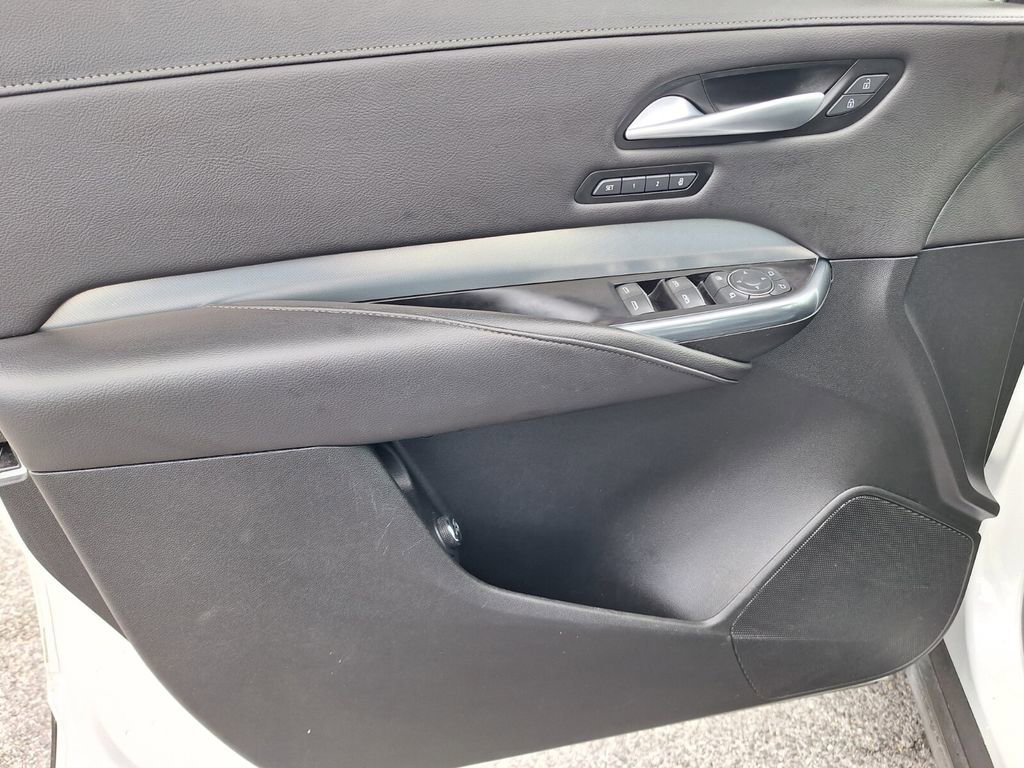 Used 2023 Cadillac XT4 Premium Luxury w/ Technology Package image 30