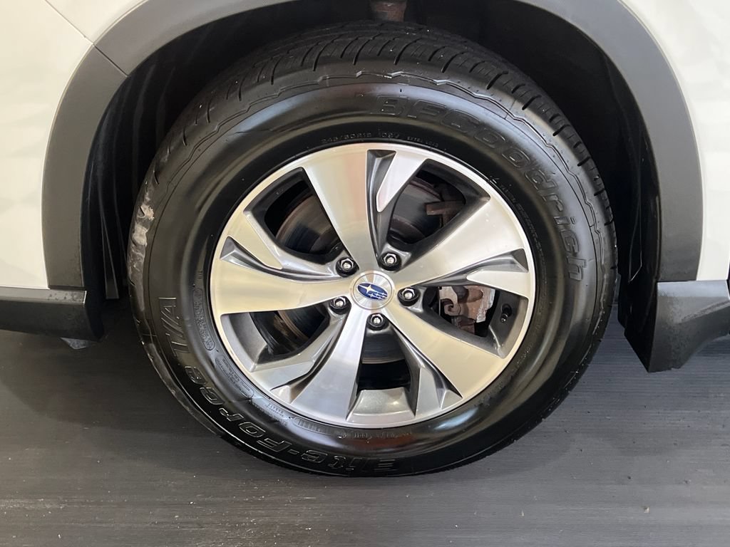 Used 2020 Subaru Ascent Premium w/ Convenience Package AWD/4WD image 5