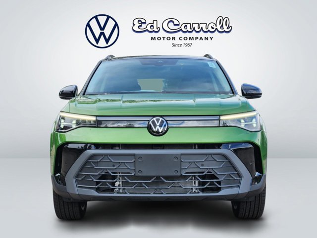 New 2026 Volkswagen Taos SE AWD/4WD image 2