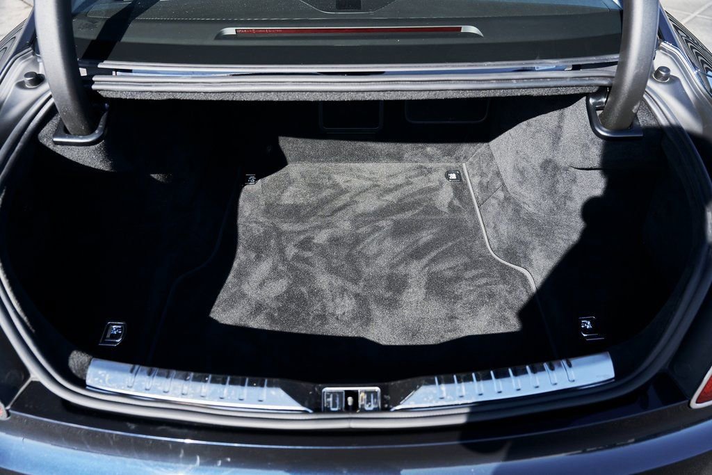 Used 2024 Bentley Flying Spur V8 image 18