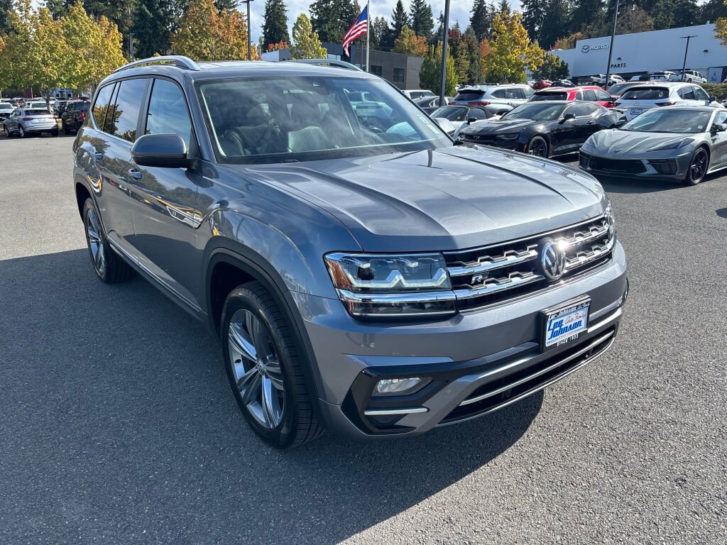 Used 2019 Volkswagen Atlas SEL R-Line image 3
