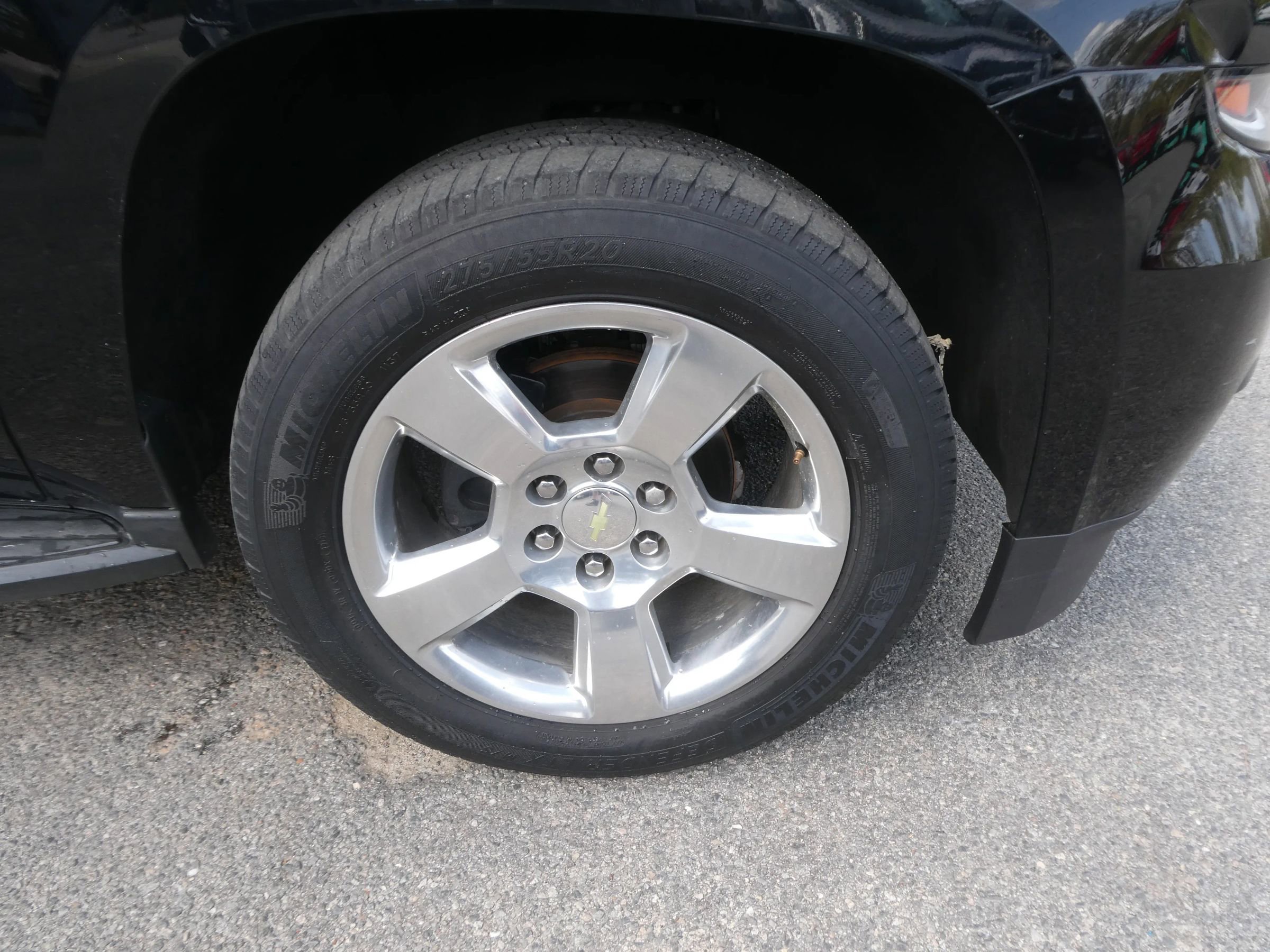 Used 2015 Chevrolet Tahoe LT image 32