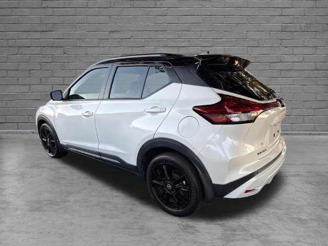 Certified 2023 Nissan Kicks SR FWD image 6