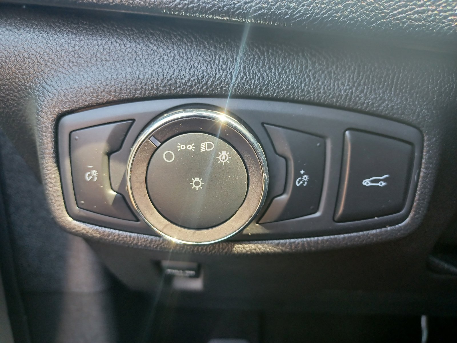 Used 2019 Lincoln MKC Reserve w/ MKC Technology Package AWD/4WD image 20