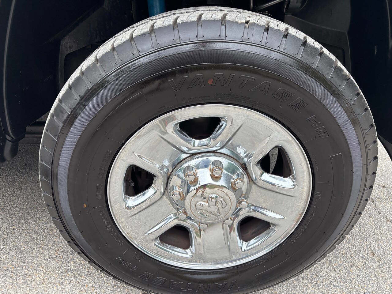 Used 2016 RAM 2500 Tradesman w/ Chrome Appearance Group image 23