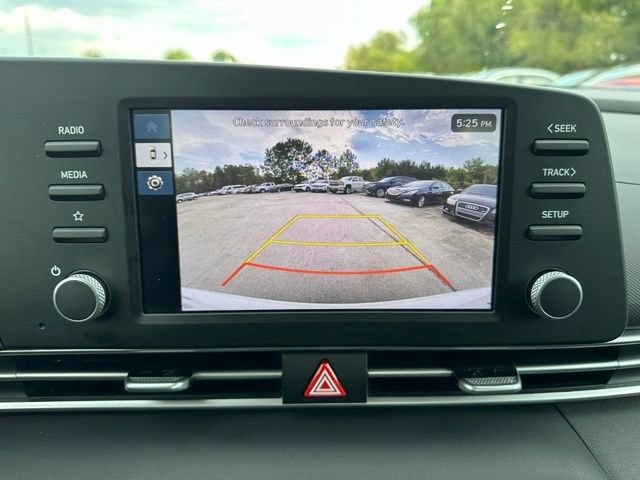 Used 2026 Hyundai Elantra SE FWD image 20