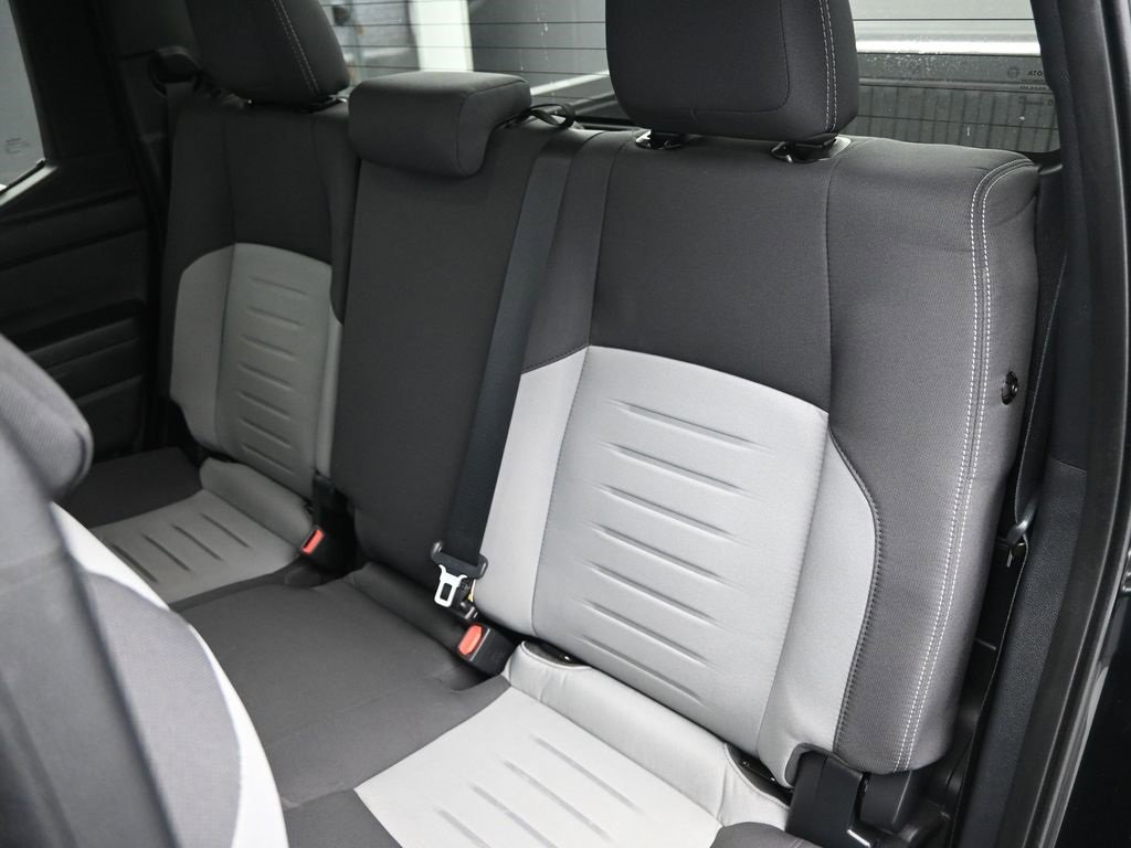 Used 2024 Toyota Tacoma TRD Off-Road image 9