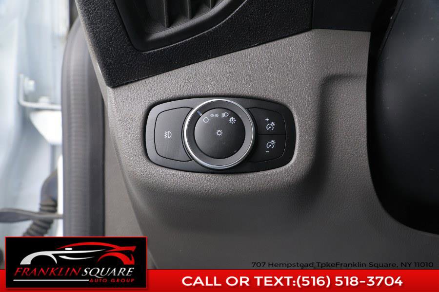 Used 2022 Ford Transit Connect XLT image 33