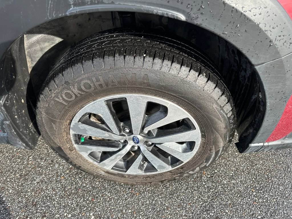 Certified 2025 Subaru Outback Premium image 10