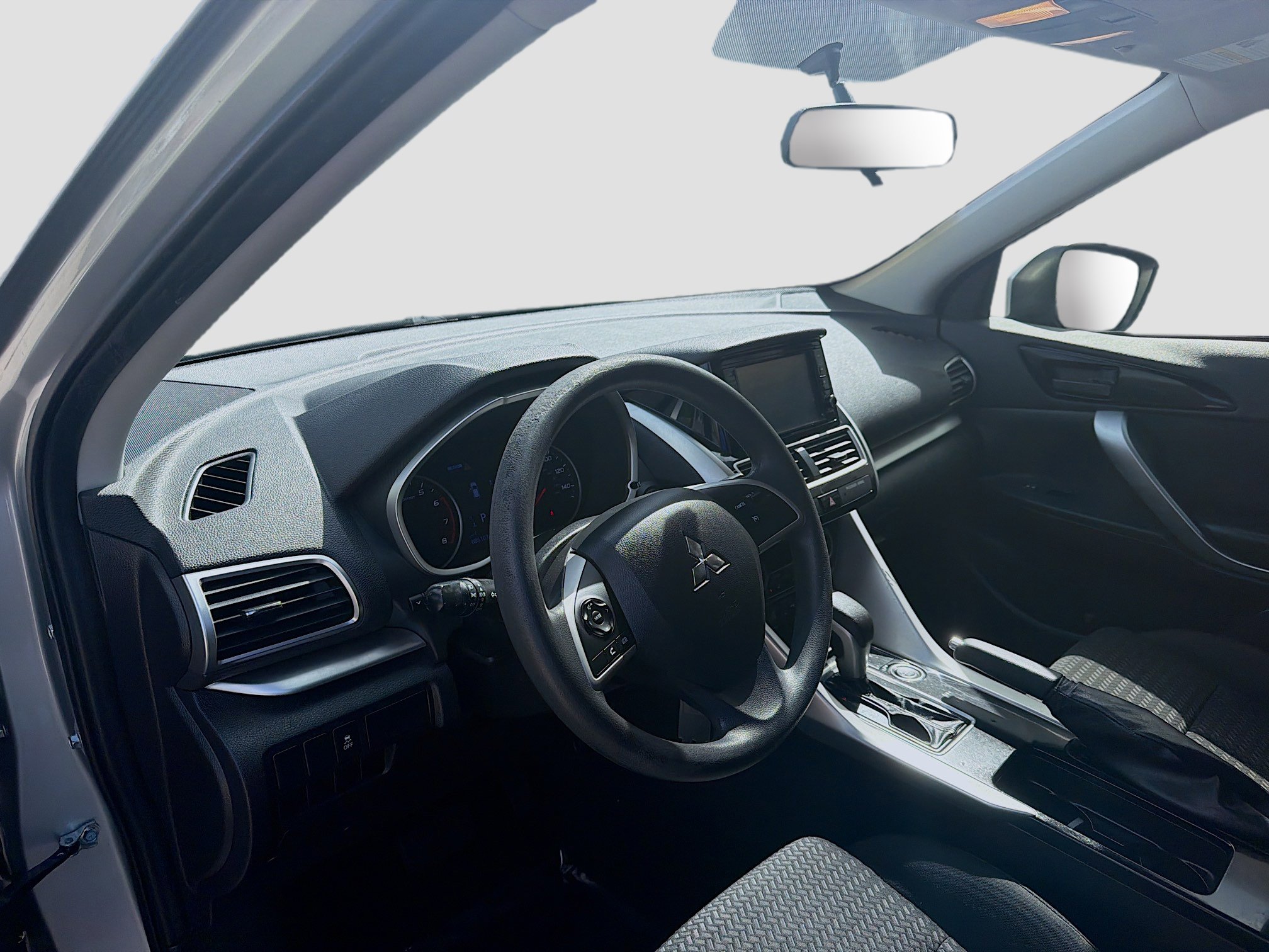 Used 2020 Mitsubishi Eclipse Cross ES image 9