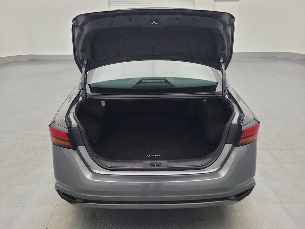 Used 2024 Nissan Altima 2.5 SV image 29