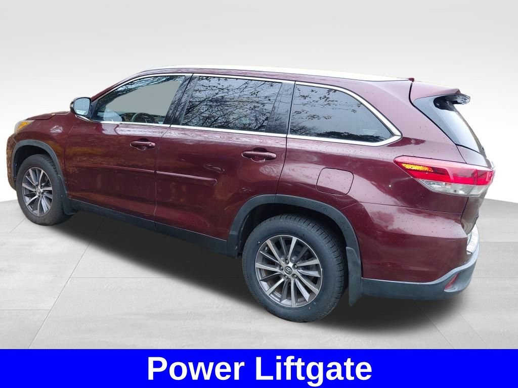 Used 2019 Toyota Highlander XLE image 13