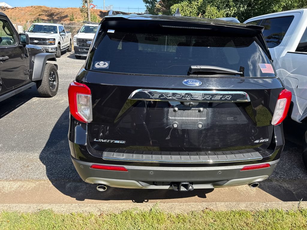 Used 2021 Ford Explorer Limited w/ Equipment Group 301A AWD/4WD image 14
