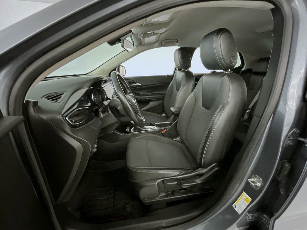Used 2021 Buick Encore GX Preferred AWD/4WD image 10