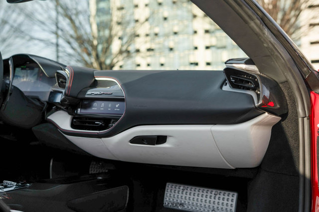 Used 2025 Ferrari SF90 Spider image 55