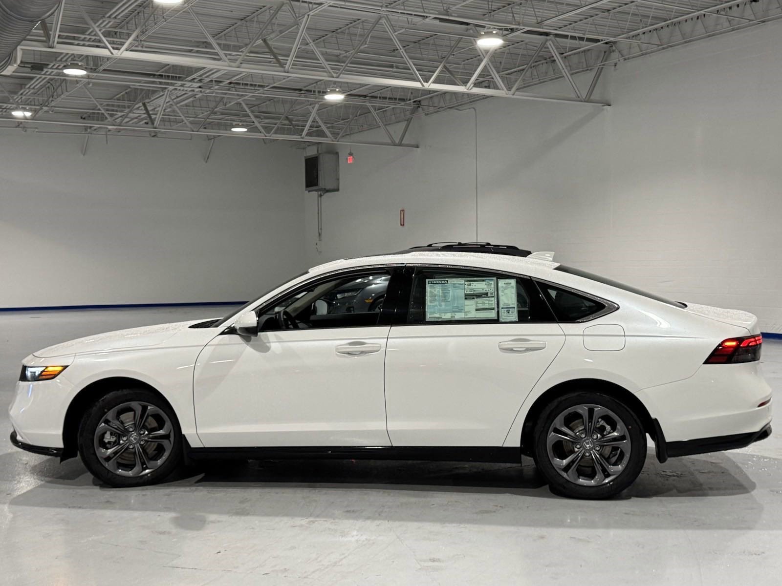 New 2025 Honda Accord EX-L image 16