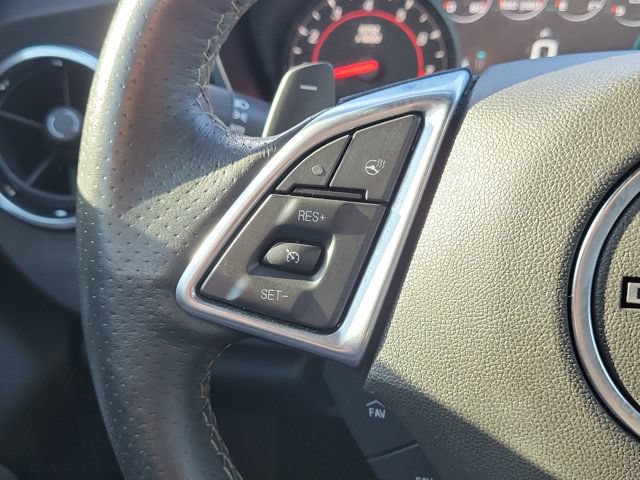 Used 2016 Chevrolet Camaro LT RWD image 22