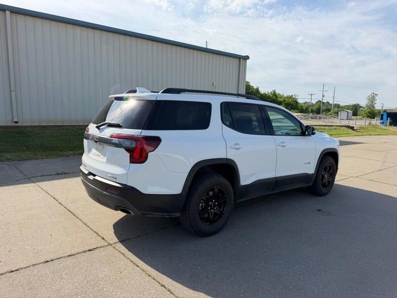 Used 2023 GMC Acadia AT4 w/ Technology Package AWD/4WD image 3