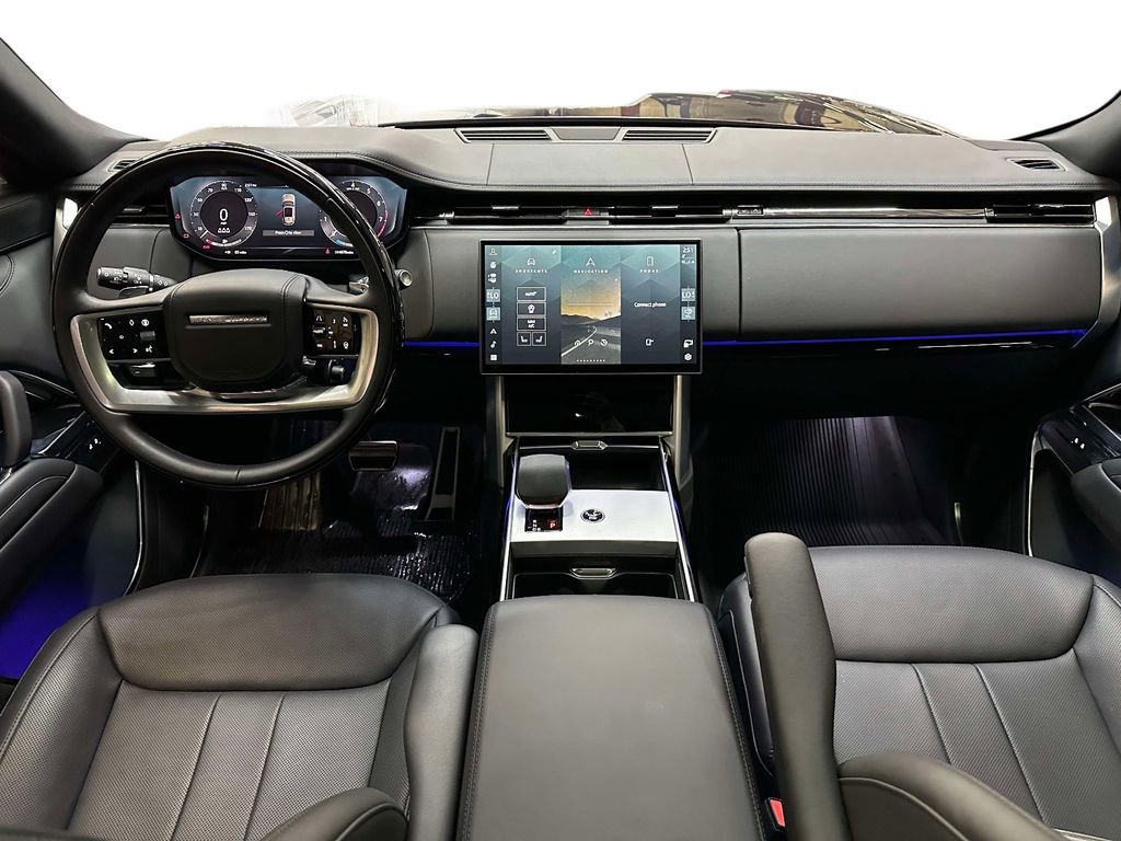 Used 2025 Land Rover Range Rover SE AWD/4WD image 20
