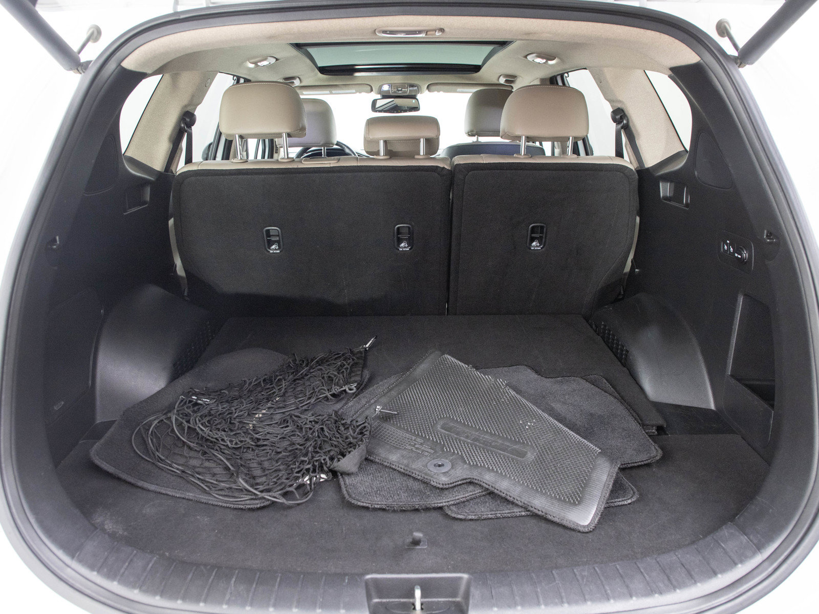 Used 2020 Hyundai Santa Fe Limited AWD/4WD image 13