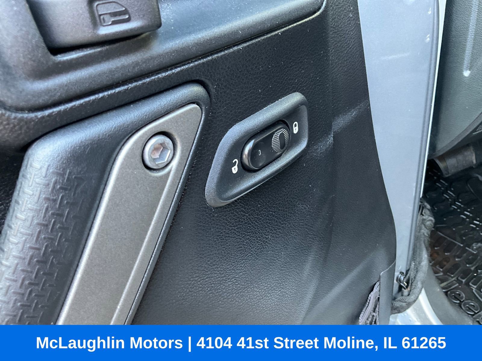 Used 2016 Jeep Wrangler Unlimited Sport AWD/4WD image 24