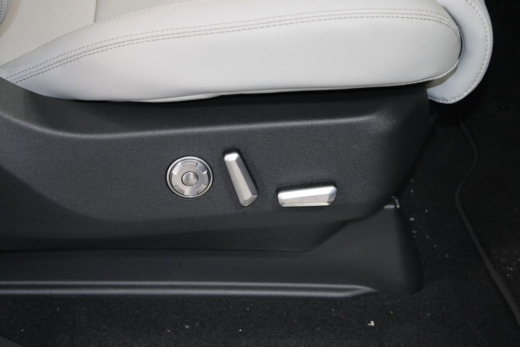 New 2026 Lincoln Navigator L Reserve image 31