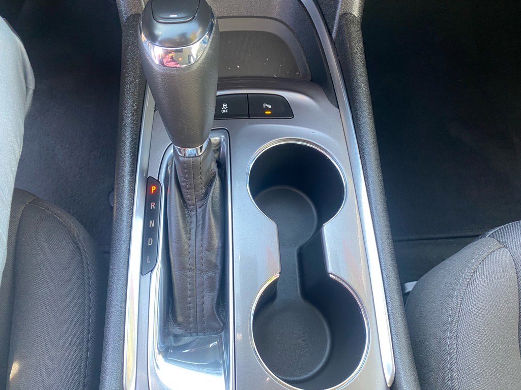 Used 2020 Chevrolet Malibu LS w/ Driver Confidence Package II image 23