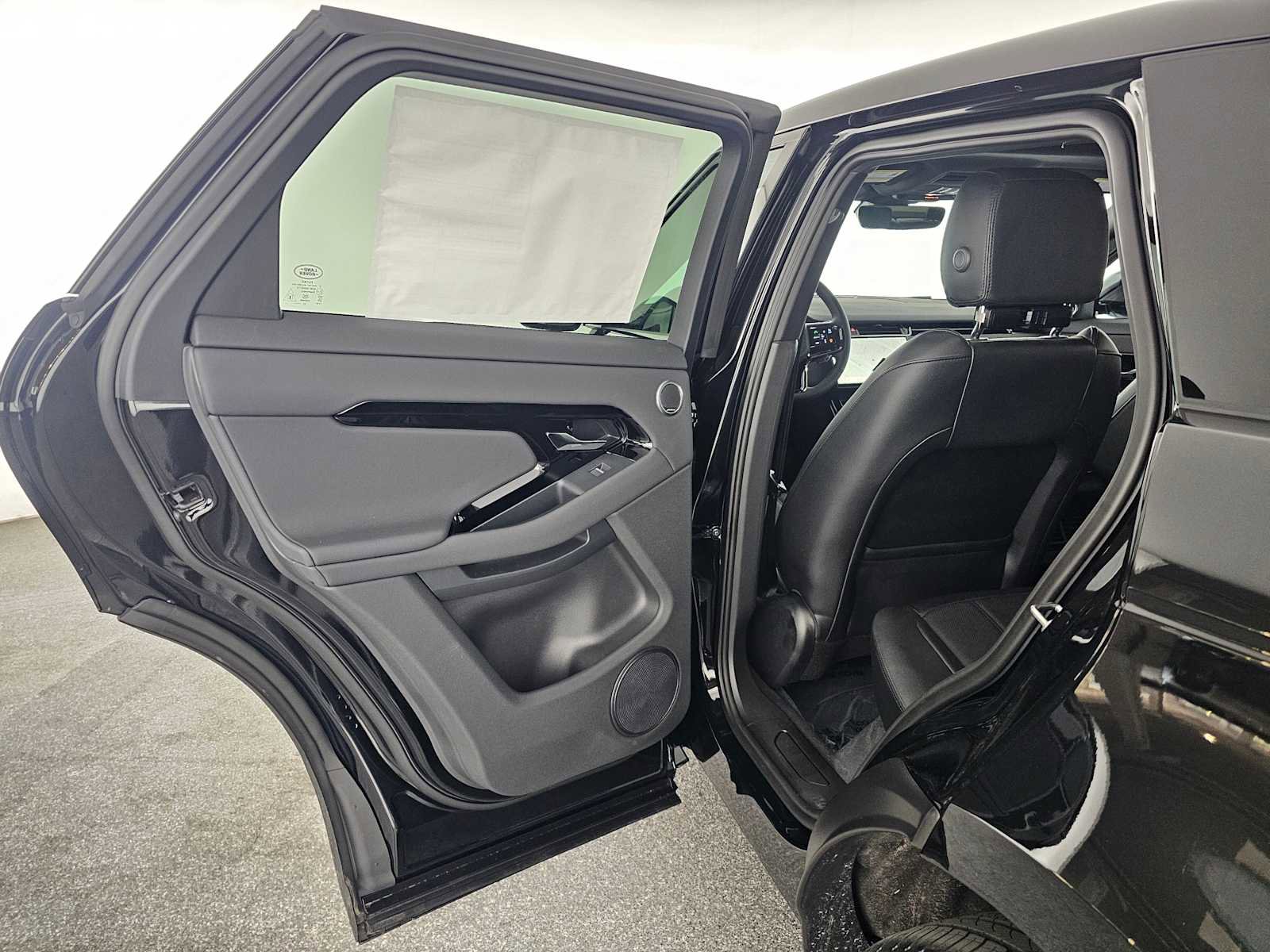 New 2026 Land Rover Range Rover Evoque S AWD/4WD image 15