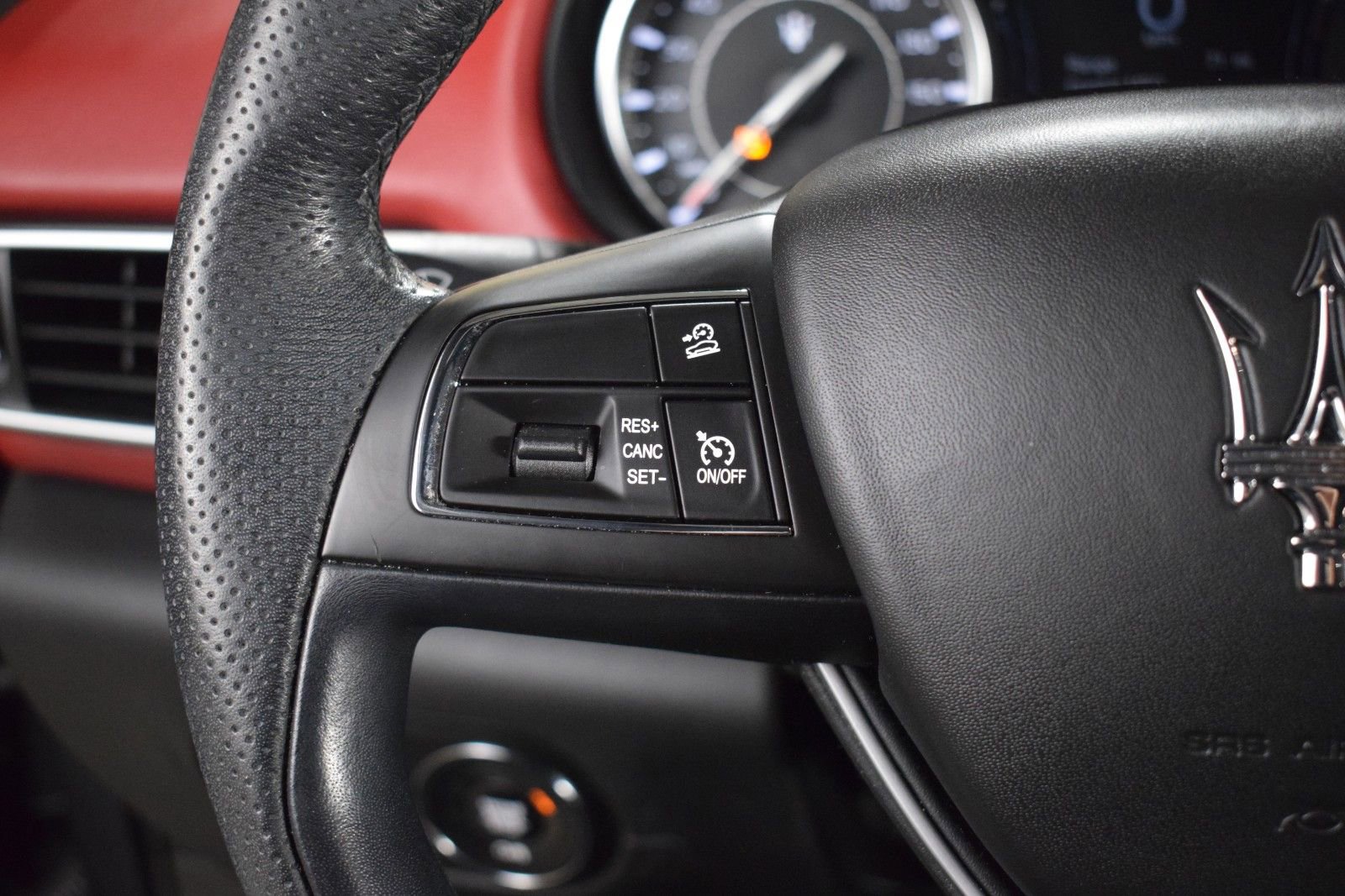 Certified 2022 Maserati Levante Modena image 26