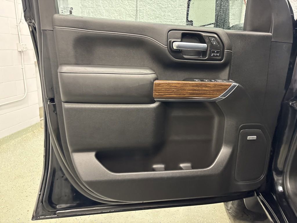 Used 2021 Chevrolet Silverado 3500 High Country image 15