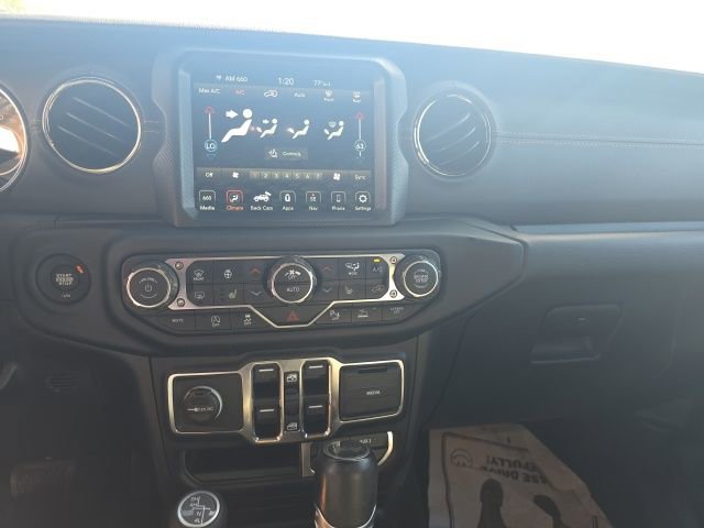 Used 2021 Jeep Wrangler Unlimited Sahara image 20