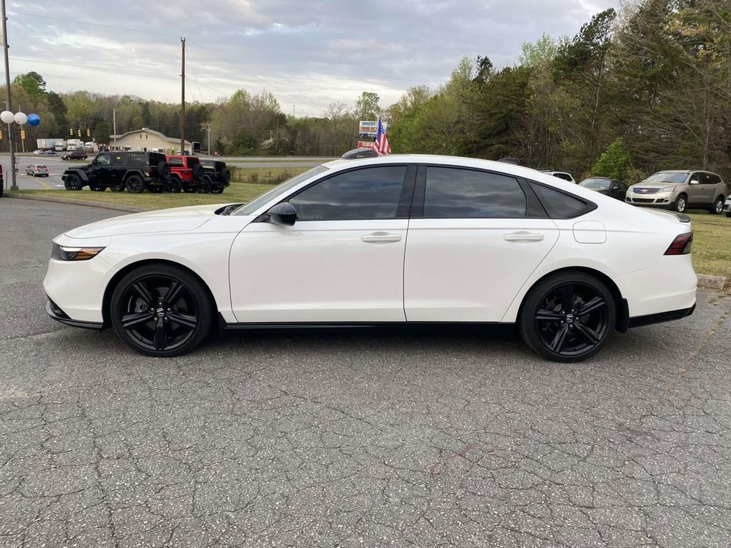 Certified 2023 Honda Accord Sport image 2