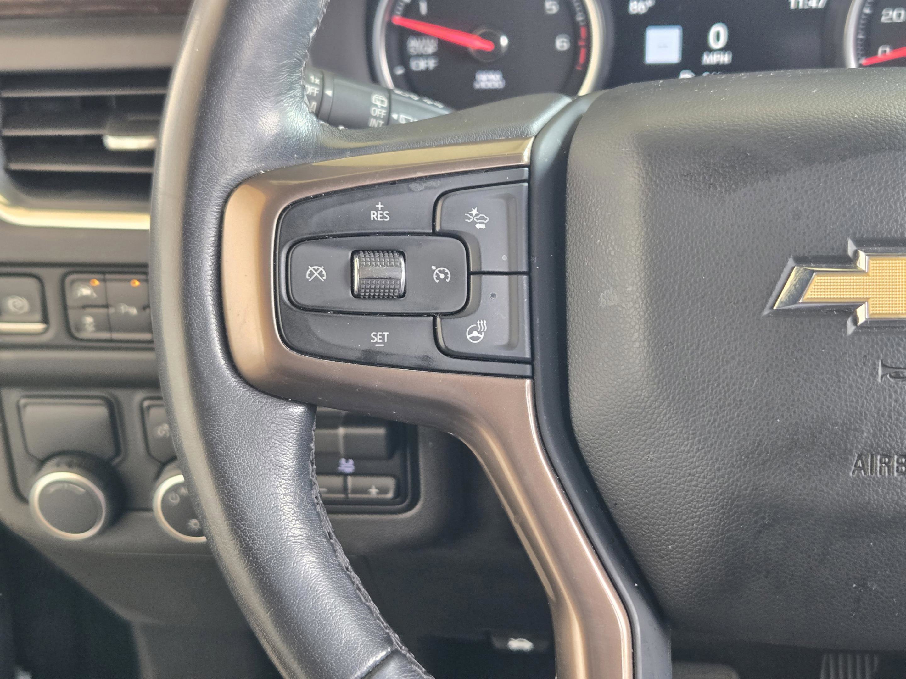 Used 2021 Chevrolet Tahoe High Country w/ Premium Package RWD image 28