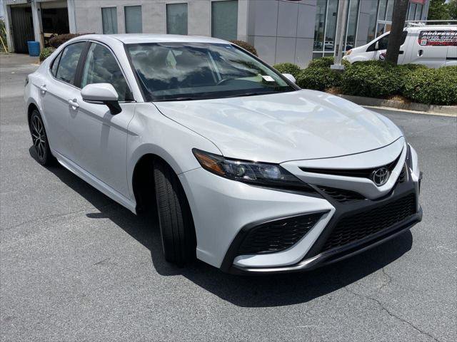 Certified 2024 Toyota Camry SE FWD image 7