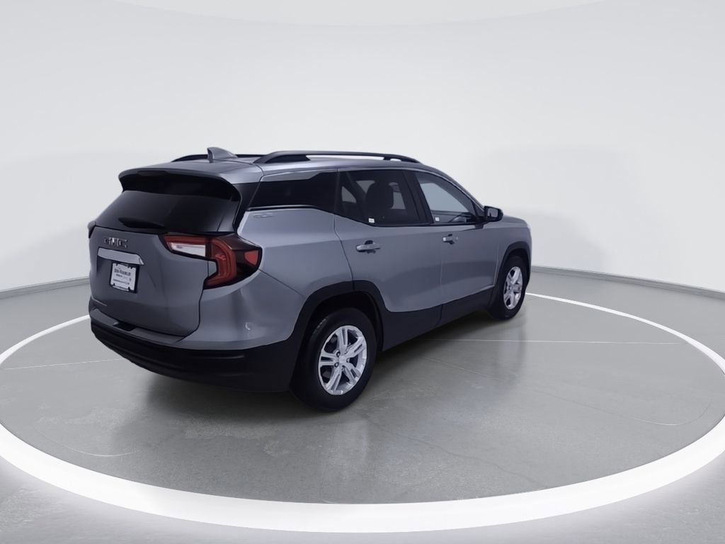 Used 2023 GMC Terrain SLE w/ Driver Convenience Package FWD image 9