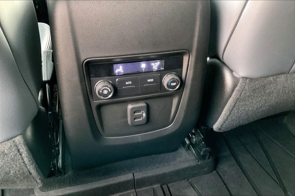 Used 2023 Buick Enclave Essence w/ Experience Buick Package image 33