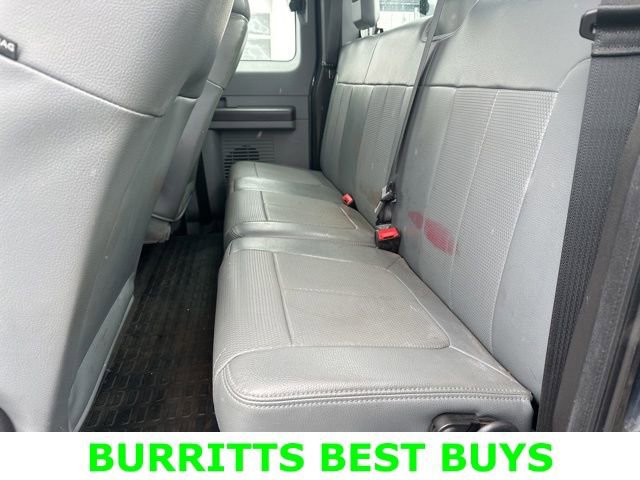 Used 2013 Ford F550 4x4 SuperCab Super Duty w/ Snow Plow Prep Pkg image 16